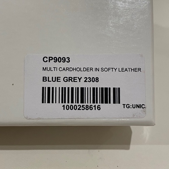 Common Projects Cardholder - Picture 8 of 8